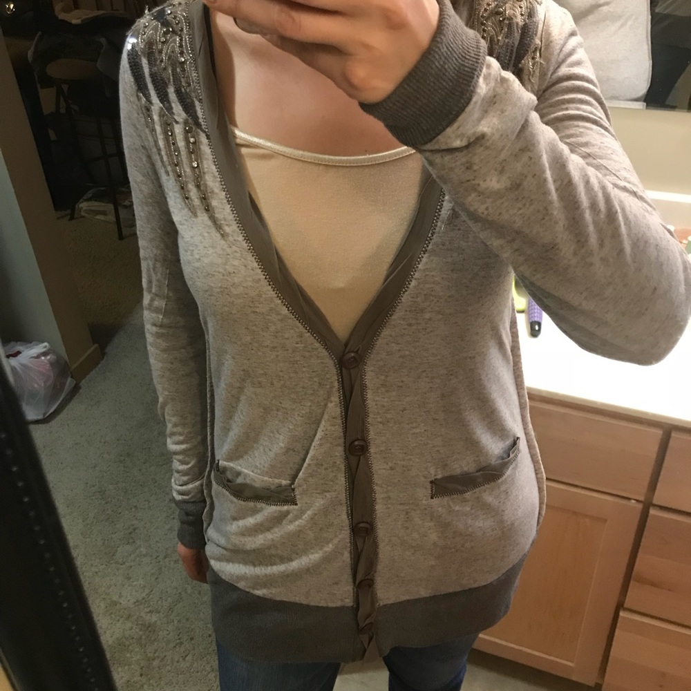 Cardigan - Picture 5 of 8